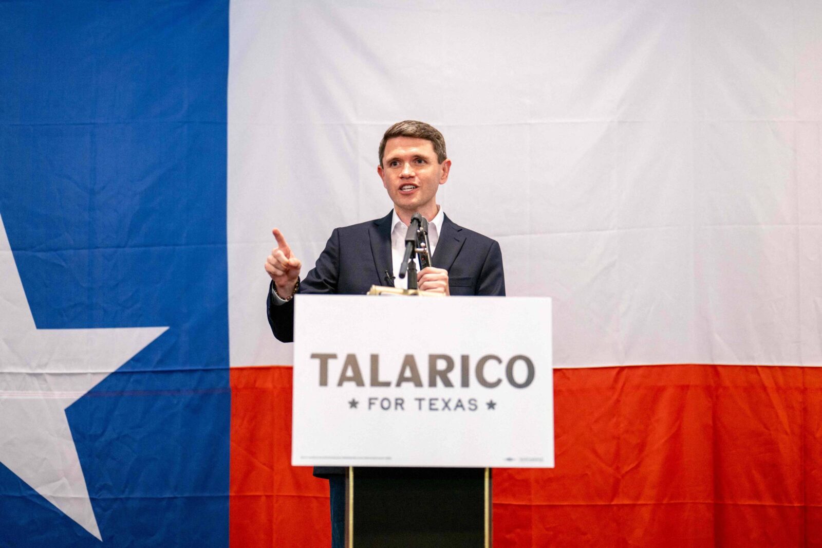 quem-e-talarico,-o-candidato-progressista-que-‘roubou’-religiao-da-direita-no-texas