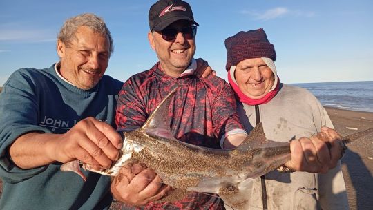 san-blas-en-octubre:-el-paraiso-del-pescador-empieza-a-encenderse-con-gallos-y-pescadillas