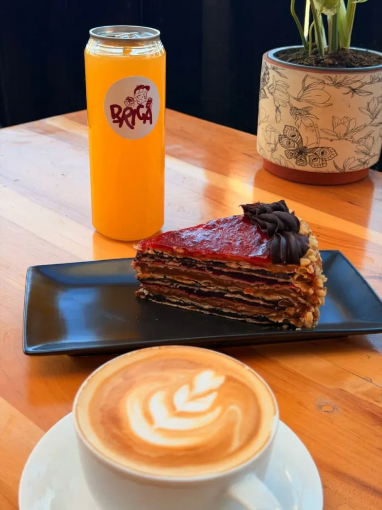 brica-apuesta-por-una-nueva-experiencia-gastronomica-con-cafe-de-especialidad,-brioche-y-plantas