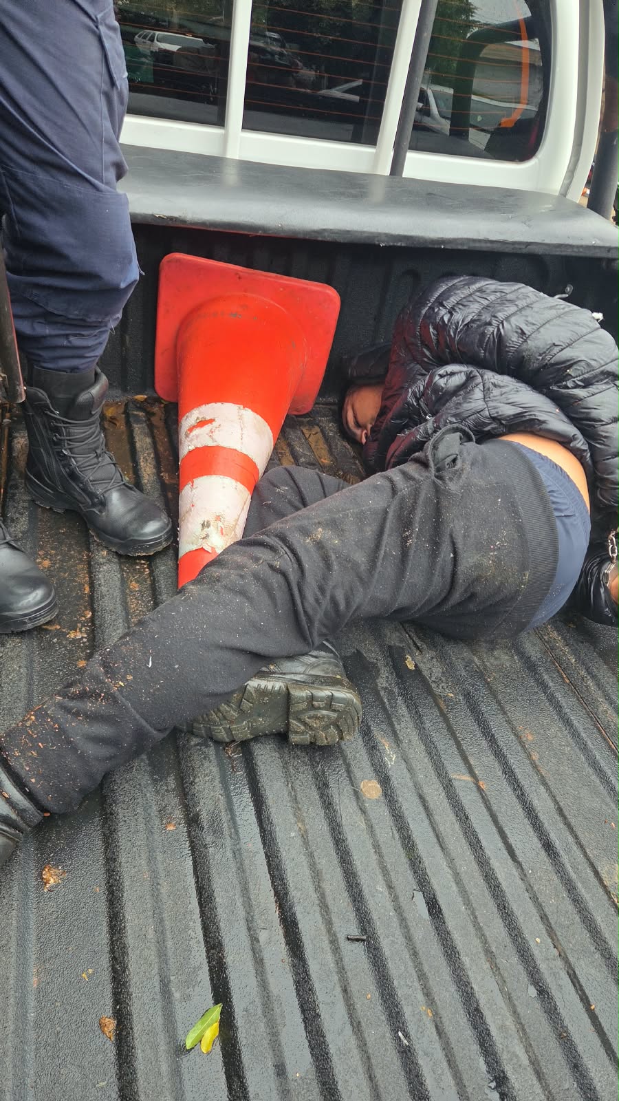 balacera-y-persecucion:-detienen-a-malandro-y-recuperan-dinero-robado-de-una-gasolinera