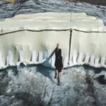 estudiantes-suizos-cubren-un-glaciar-con-lana-de-oveja-para-frenar-el-deshielo