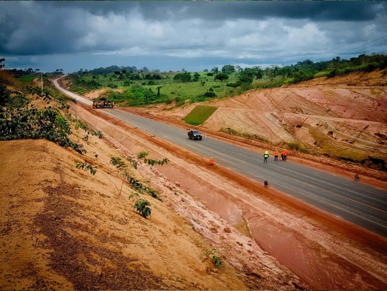destinan-$us-75-mm-a-rehabilitar-carreteras-a-cargo-de-la-abc