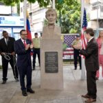 reinauguran-plaza-lincoln-en-bello-monte-con-placa-dedicada-a-donald-trump
