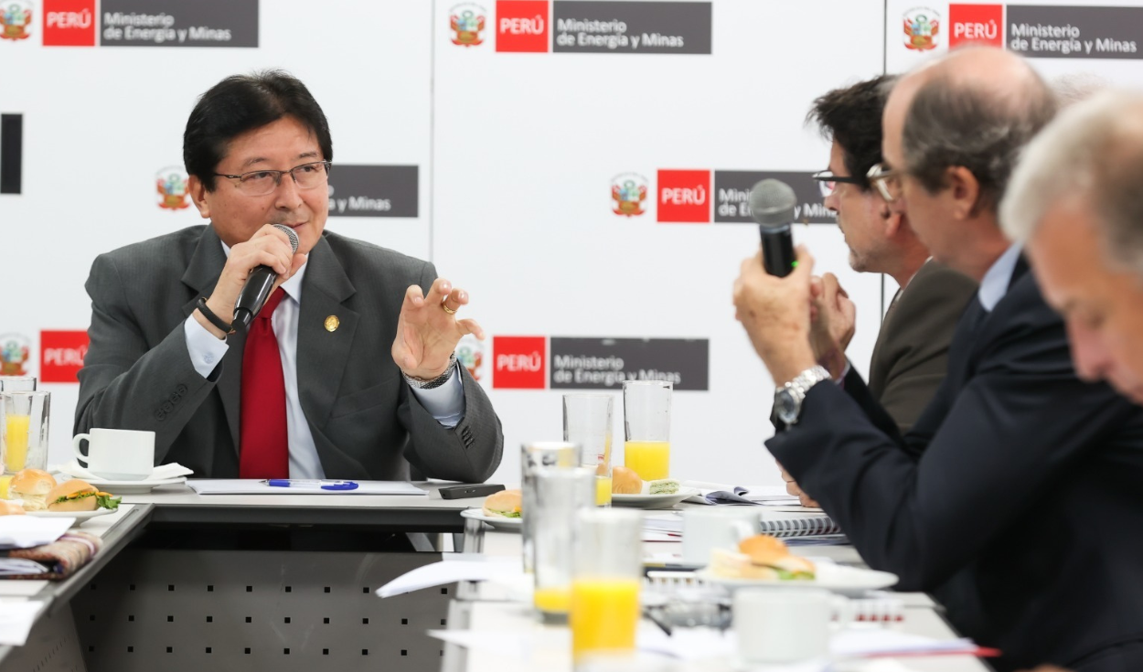 reinfo:-formalizacion-minera-hasta-2028-exigira-cambios-en-el-estado-y-metas-para-los-inscritos