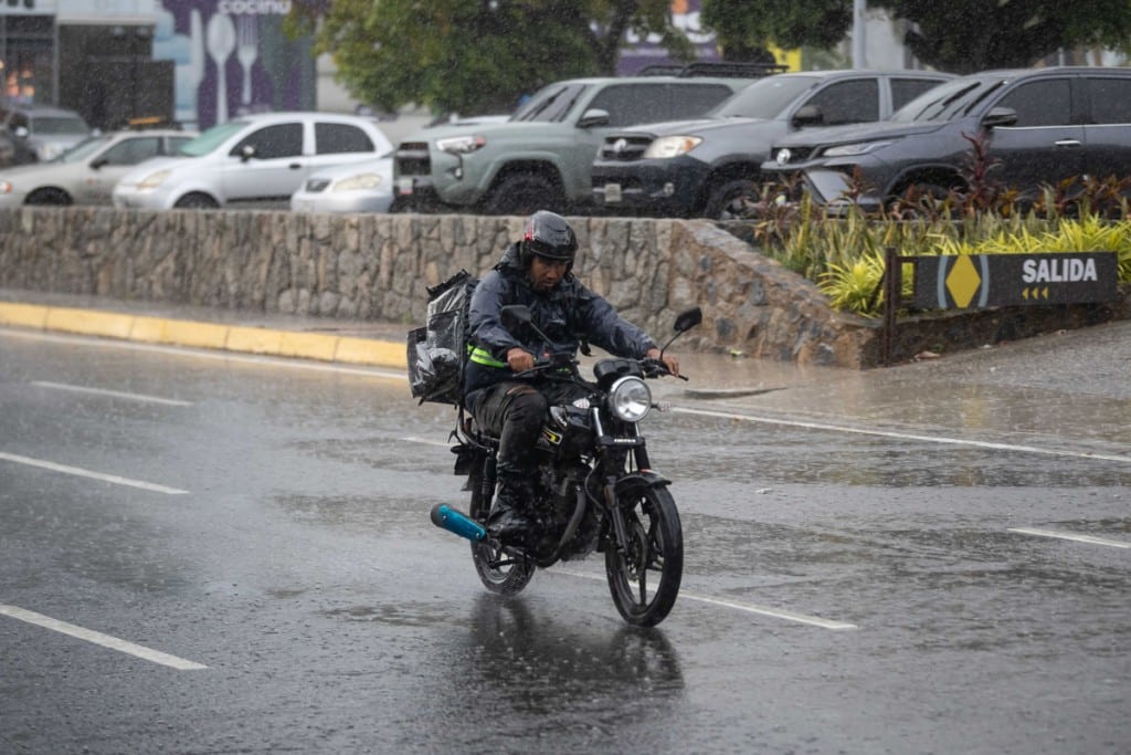 inameh-pronostica-lluvias-moderadas-a-fuertes-esta-semana-por-llegada-de-2-ondas-tropicales