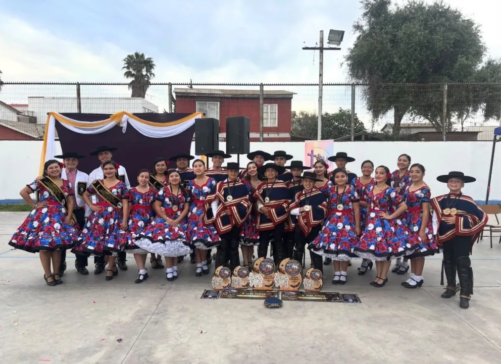 club-de-cueca-ecos-del-valle-consigue-cinco-podios-en-campeonato-de-destrezas