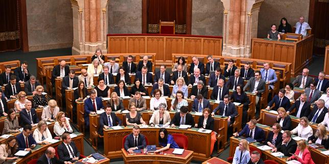 la-hongrie-commence-a-supprimer-les-lois-anti-lgbt+-de-l’ere-orban