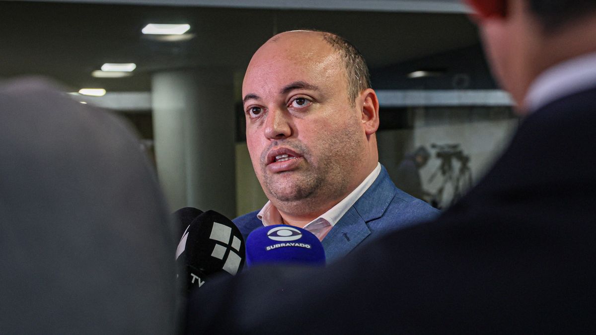 senador-nicolas-viera-propone-reducir-la-cantidad-de-departamentos-de-uruguay:-“es-ilogico-que-tenga-19”