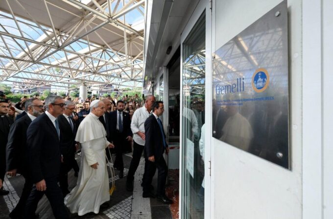 el-papa-leon-xiv-llega-al-hospital-gemelli-de-roma-para-ser-operado-de-un-nodulo-pulmonar