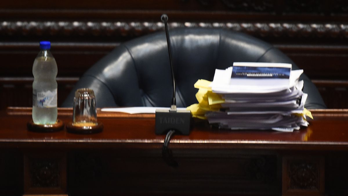 polemica-en-el-senado-por-aprobacion-de-pensiones-graciables:-“el-dato-que-tenemos-es-que-fue-jugador-de-basquetbol”