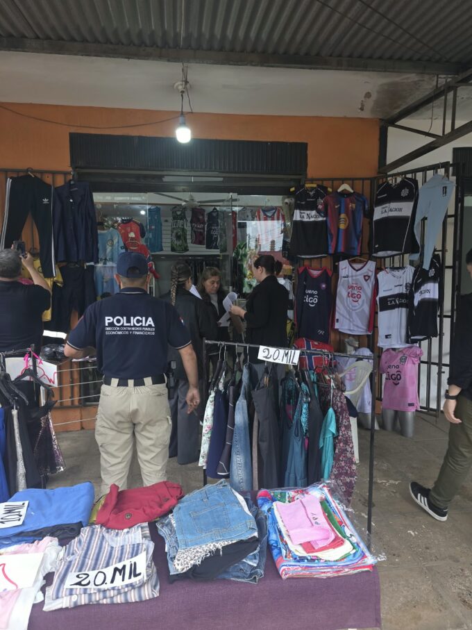 incautan-prendas-de-marcas-lechuche-falsificadas