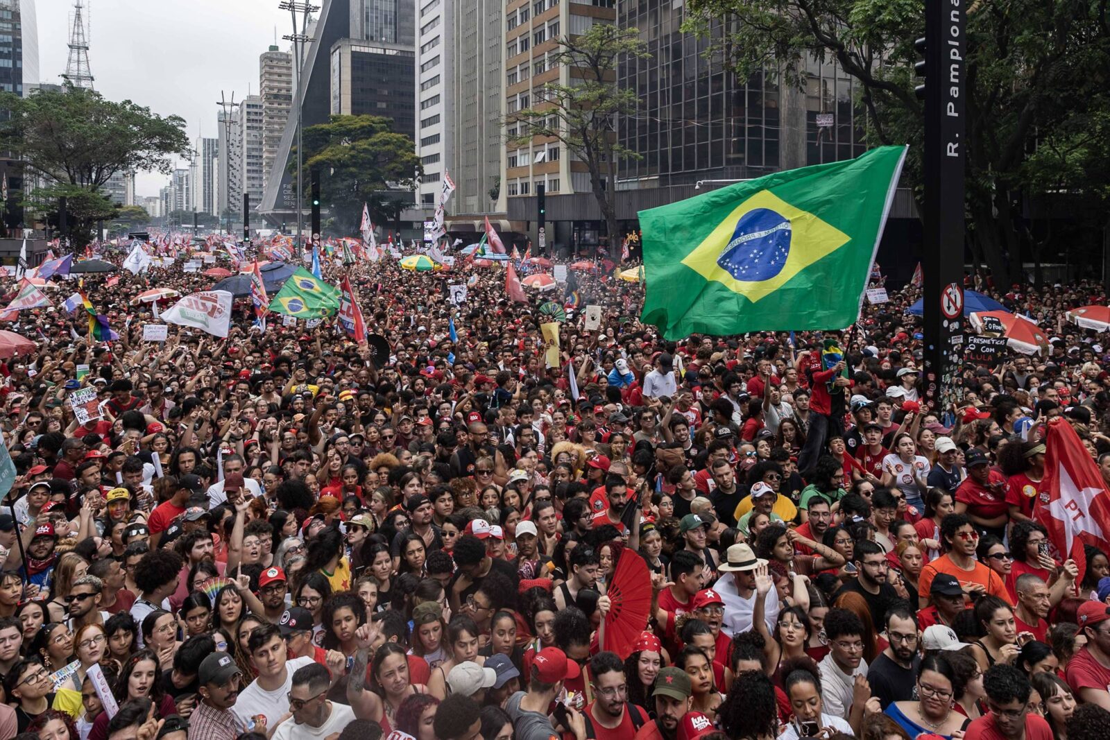 uma-parte-da-esquerda-prefere-a-derrota-purista-a-vitoria-pragmatica