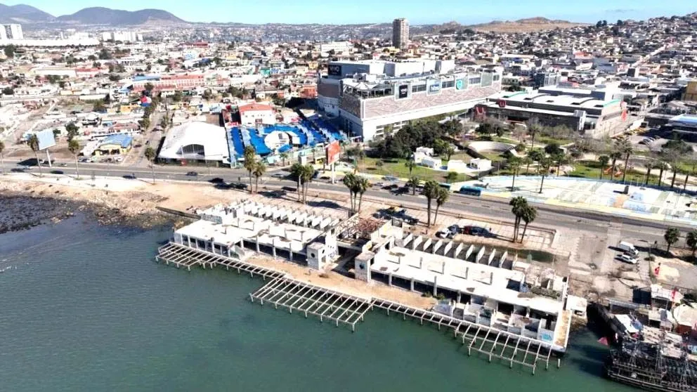 mercado-del-mar-enfrenta-a-alcalde-manouchehri-con-gobernador-regional