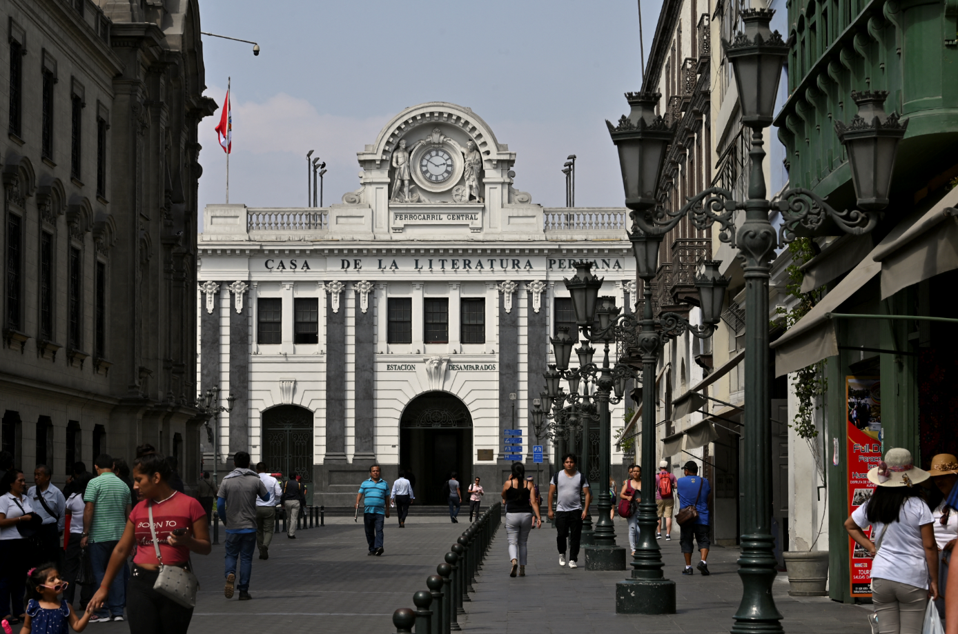 desmantelando-la-casa-de-la-literatura-peruana