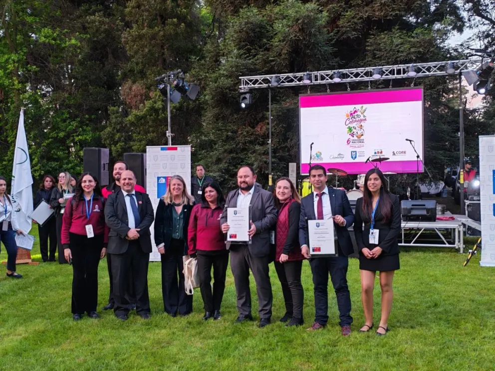 ovalle-recibio-importante-distincion-de-municipalidad-turistica-de-sernatur