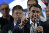 aliados-de-flavio-bolsonaro-preparam-reacao-diante-de-multidao-reunida-por-lula-na-paulista