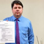 jornalista-brasileiro-e-impedido-de-entrar-na-argentina-por-problemas-no-visto-apos-criticar-milei