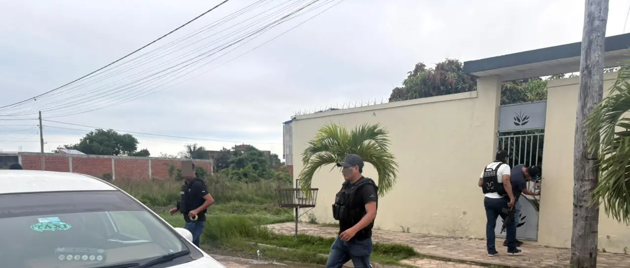 al-menos-cinco-aprehendidos-en-caso-de-joyeria-atracada