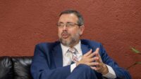 director-de-cancilleria-renuncio-al-cargo-por-dificultades-de-relacionamiento-con-el-ministro-lubetkin
