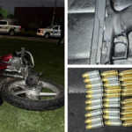 tiroteo-y-persecucion-en-montevideo:-mas-de-30-disparos-policiales,-un-patrullero-estrellado-y-un-sospechoso-baleado-en-la-cabeza
