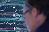 titulos-dos-eua-sobem-com-duvidas-sobre-boom-da-inteligencia-artificial