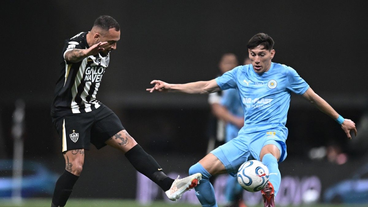 el-duro-desafio-de-montevideo-city-torque-tras-caer-3-0-ante-atletico-mineiro-por-copa-sudamericana:-solo-hubo-12-remontadas-de-tres-o-mas-goles-en-torneos-conmebol