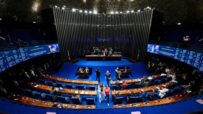 brasil-pone-fin-al-6×1:-la-promesa-de-lula-de-reducir-la-semana-laboral-es-aprobada-por-el-congreso-en-medio-de-la-campana