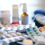 gremio-farmaceutico-rechaza-que-tecnicos-puedan-asumir-la-direccion-de-farmacias