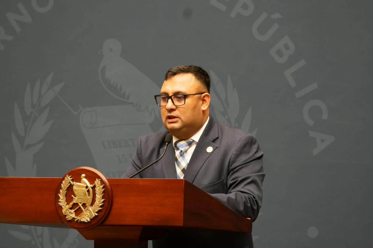 viceministro-de-transportes-dialoga-con-sector-civil-y-transportistas-por-alza-en-el-precio-del-pasaje
