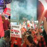 apoiadores-realizam-ato-pro-lula-nas-ruas-centrais-de-apucarana