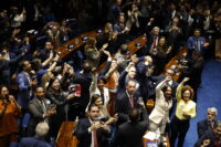 governo-quer-regulamentar-escala-6×1-em-60-dias-e-tenta-esvaziar-criticas-da-oposicao