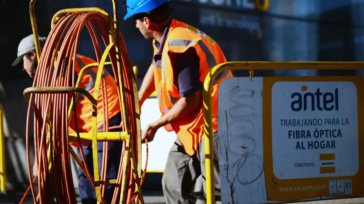 ¿la-fibra-optica-es-infraestructura-critica?-que-dice-la-ley,-que-senala-antel-y-que-sanciones-se-preven-tras-los-cuatro-cortes-de-fibra