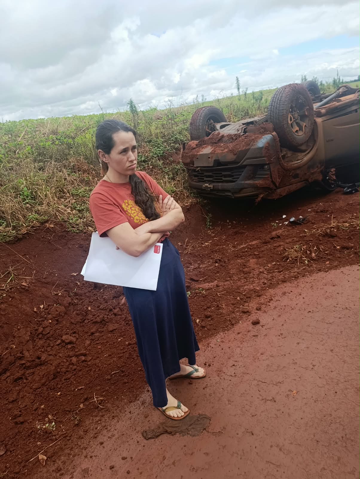 tuju-vaikue-ocasiono-vuelco-de-camioneta-pyahuete:-la-conductora-se-salvo-de-milagro