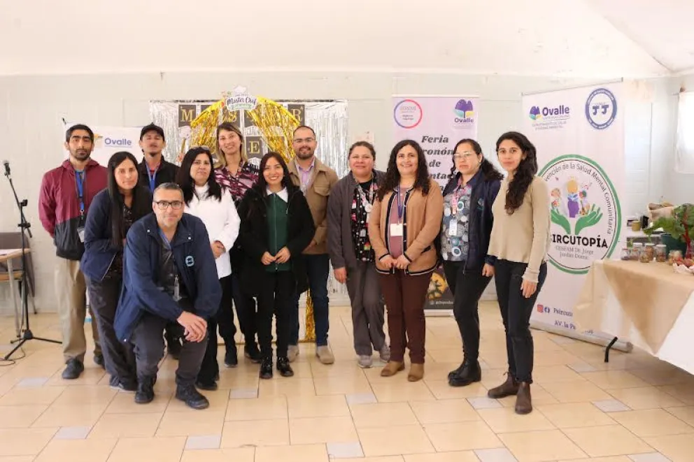 seis-agrupaciones-de-ovalle-compiten-en-concurso-de-cocina-saludable