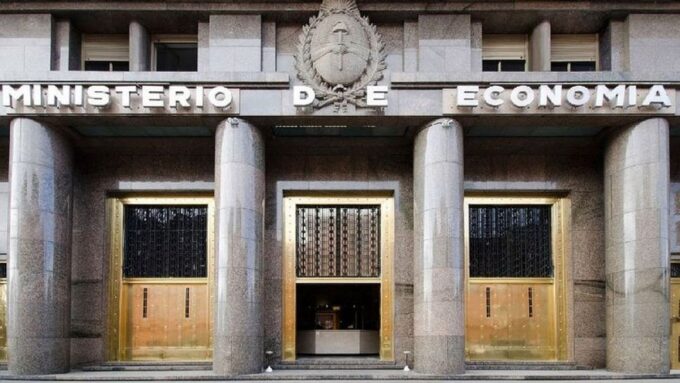 el-gobierno-logro-un-superavit-primario-de-$1,4-billones-en-septiembre-y-acumula-1,2%-del-pbi-en-2026