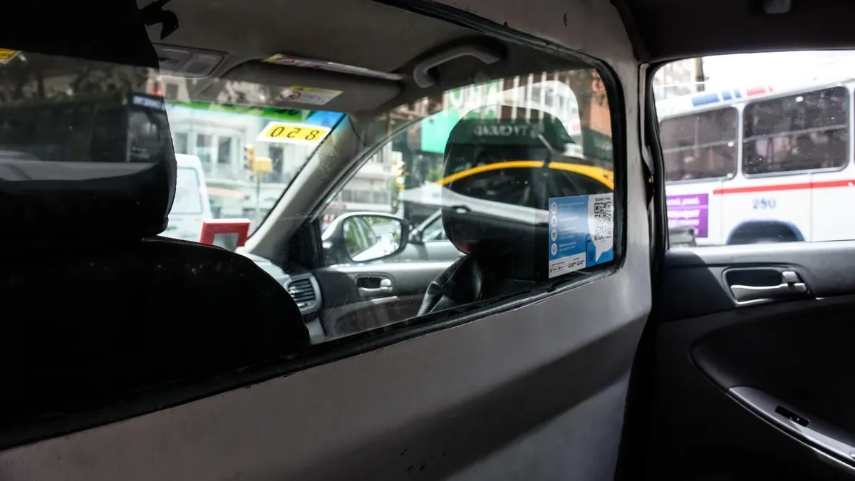 sindicato-del-taxi-califica-de-“chiste”-la-mampara-alternativa-presentada-por-la-gremial-y-asegura-que-“hace-agua-por-todos-lados”
