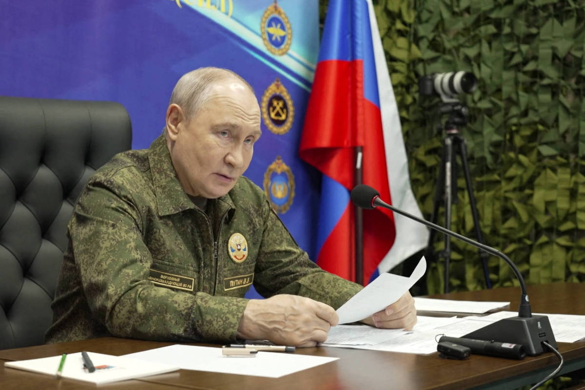 russia-acelera-ofensiva-na-ucrania;-trump-suspende-sancoes
