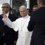 tras-ser-diagnosticado-con-cancer-de-pulmon,-el-papa-leon-xiv-abandona-el-hospital-y-regresa-al-vaticano