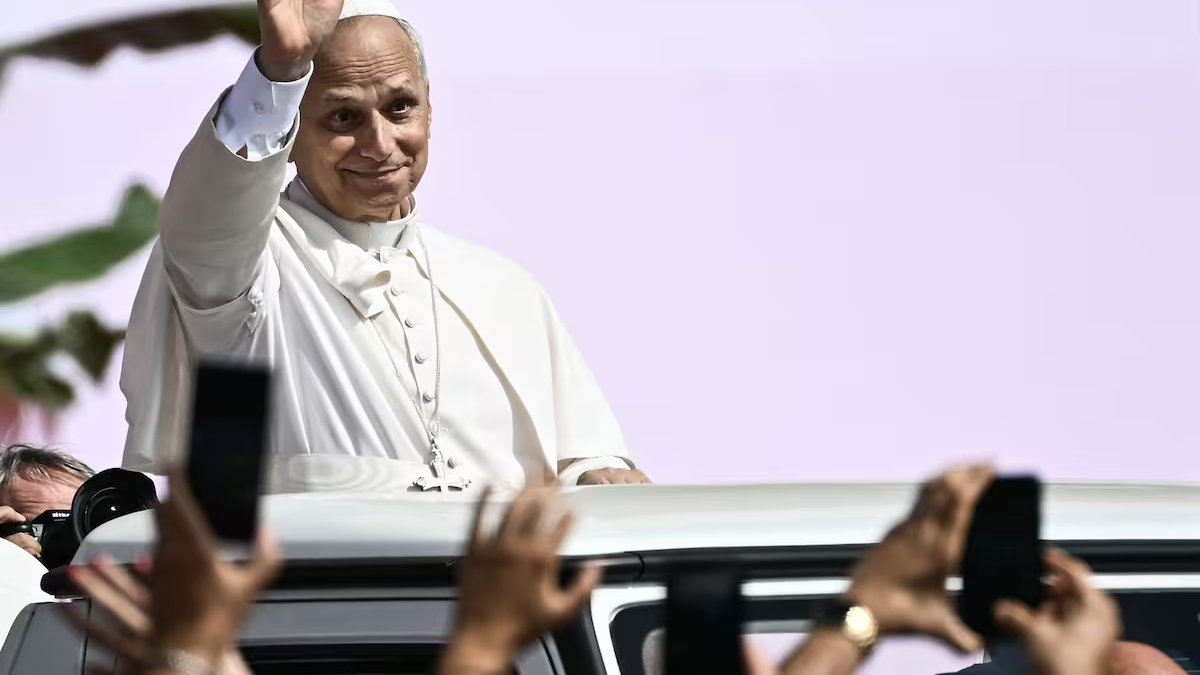 el-cirujano-que-opero-al-papa-leon-xiv-hablo-sobre-su-viaje-a-sudamerica:-“no-hay-motivos-clinicos-para-no-realizarlo”