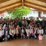 cuarto-medio-del-albert-einstein-vive-emotivo-encuentro-con-su-profesora-jefa
