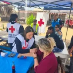 cruz-roja-refuerza-ayuda-a-familias-de-cruz-de-cana-y-tambillos
