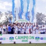 el-12-de-octubre-de-itaugua-vencio-a-su-tocayo-de-santo-domingo-y-recibio-su-copa-de-campeon