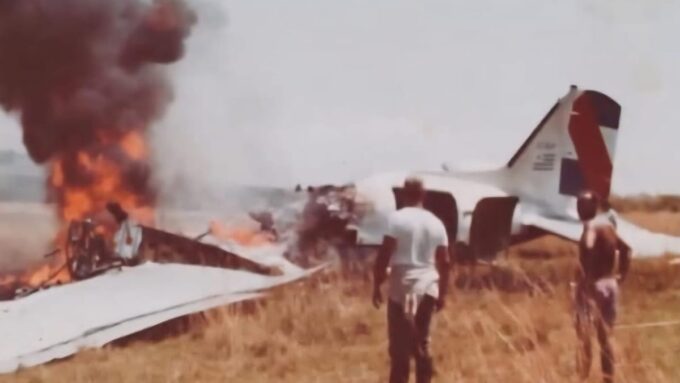 hace-casi-medio-siglo,-en-artigas-murieron-44-personas-en-el-peor-accidente-aereo-de-la-historia-del-uruguay;-el-piloto-era-hermano-del-que-cayo-en-los-andes