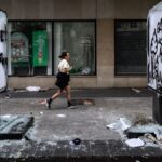 el-dia-despues-del-caos-“sin-precedentes”-en-francia:-1800-detenidos-y-1.500-comercios-danados-por-las-protestas-sobre-el-costo-de-vida