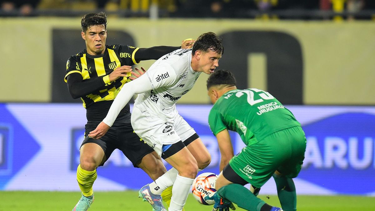 a-que-hora-juegan-este-domingo-liverpool-vs-penarol-por-el-torneo-clausura-y-donde-verlo