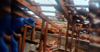 presos-sao-colocados-para-reconstruir-escolas-danificadas-por-temporal-no-pr