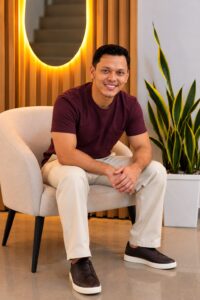 llega-la-premiacion-“profesionales-destacados”-organizado-por-el-empresario-y-artista-del-make-up-ruben-quinonez