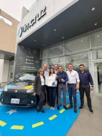 imcruz-–-inchcape-bolivia-y-suzuki-entregan-un-auto-0-km-a-la-ganadora-de-la-teleton-de-unicef-2026