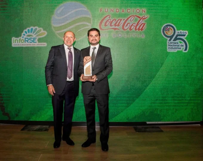 embol-coca-cola-repone-tres-veces-el-agua-que-utiliza-y-amplia-el-acceso-al-recurso-en-comunidades-de-bolivia