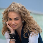 morre-a-atriz-lua-blanco,-a-roberta-da-versao-brasileira-de-‘rebelde’,-aos-39-anos